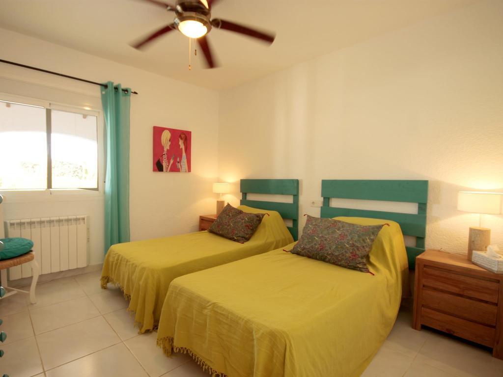 Holiday Home Anna Javea Phòng bức ảnh